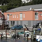 Appartement Kutterfisch Direkt Im Stadthafen Sassnitz